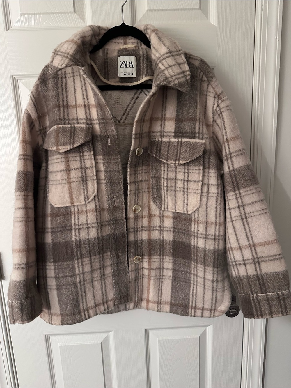 ZARA Women’s Oversized Plaid Neutral Shacket